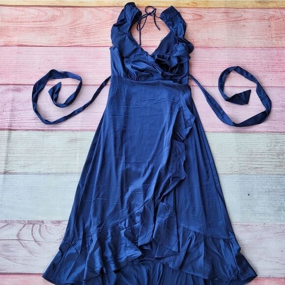 NWT Astr The Label‎ Blue Wilshire Ruffle Open Back Satin Midi Dress Size Medium - Picture 7 of 12
